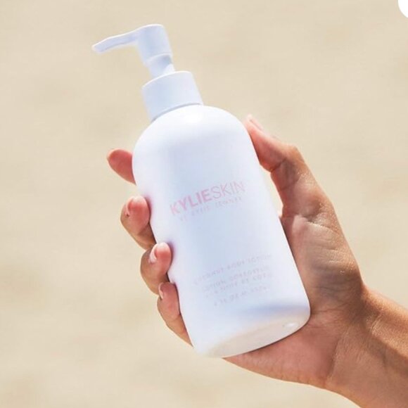 KYLIESKIN COCONUT BODY LOTION 8 OUNCES - Picture 1 of 1